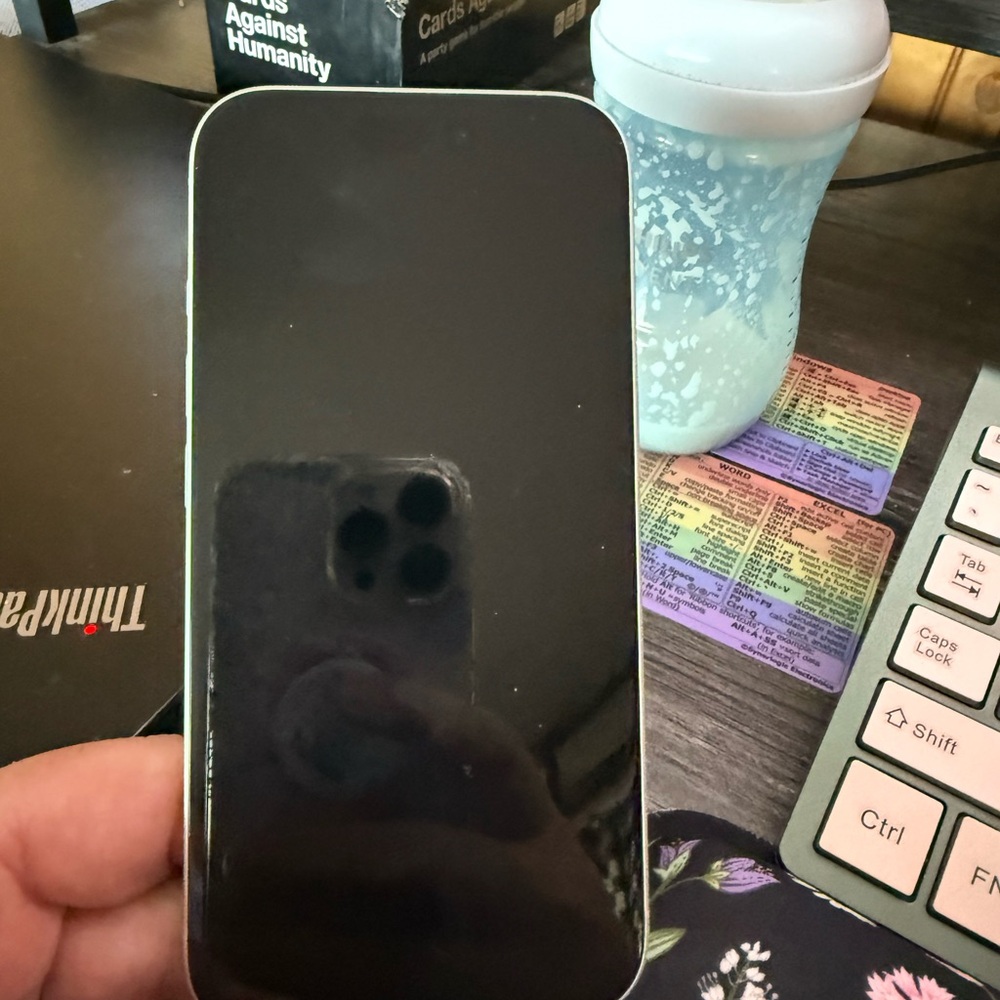 White Apple iPhone 16 128gb